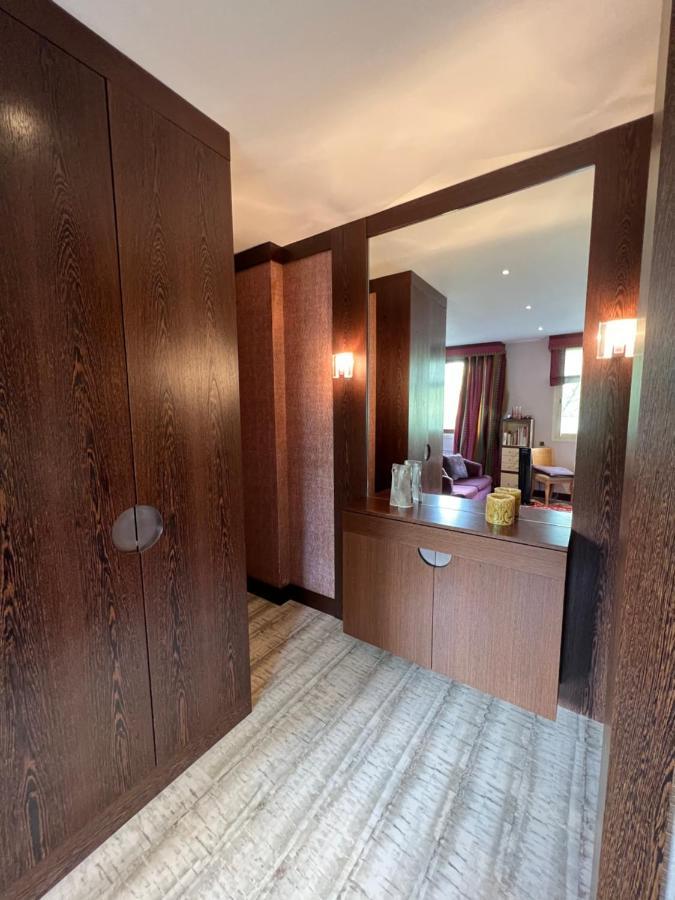 Studio Dans Le Quartier Luxe نويي سور سين المظهر الخارجي الصورة