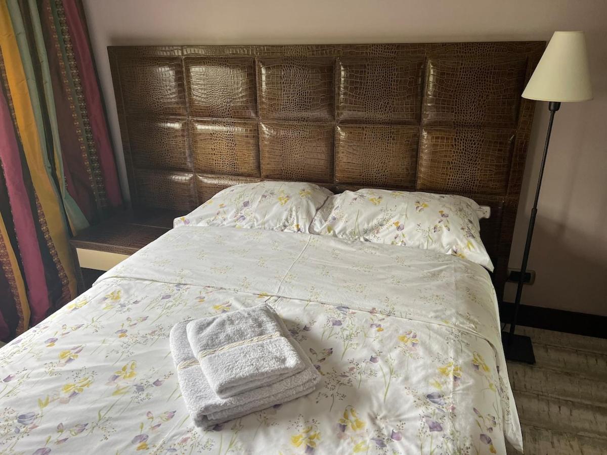 Studio Dans Le Quartier Luxe نويي سور سين المظهر الخارجي الصورة
